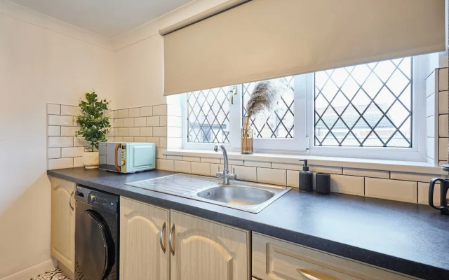 Host Stay Joffre Avenue