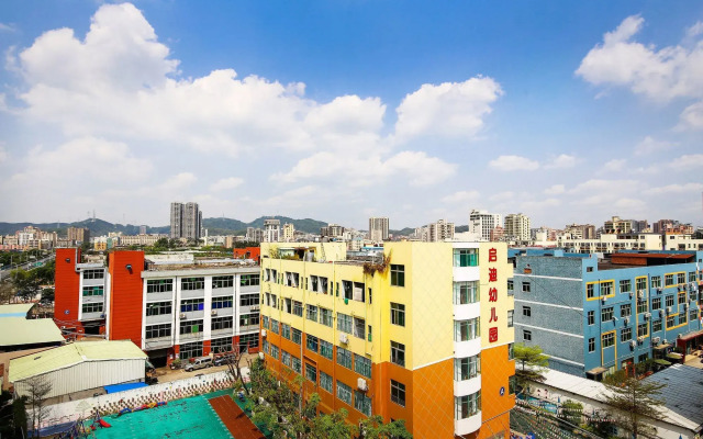 Jinhaiyue Hotel (Shenzhen Hongfa World)