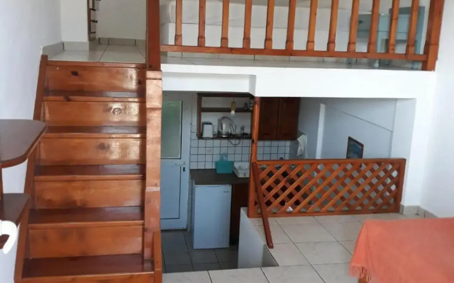 Level Houses