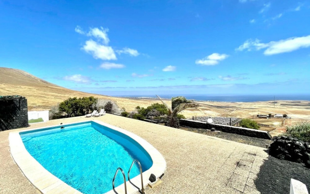 Estupendo Apartamento B Vista a Piscina y Oceano