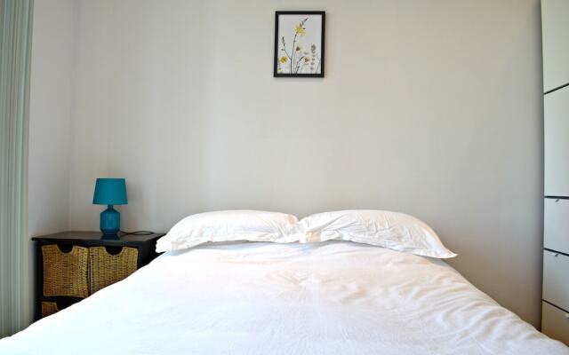 Modern 2 Bedroom Apartment Next To Olympic Park