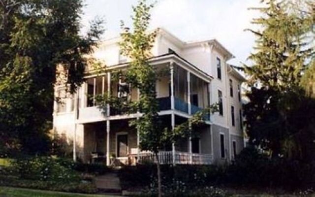 Thornton House Bed and Breakfast