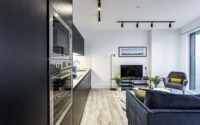 Icon Tower Flat VII