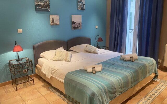 Cannes Holiday Suites 2