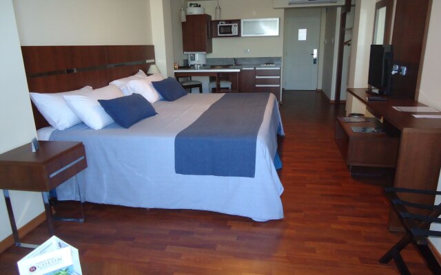 Hotel Puerto Amarras