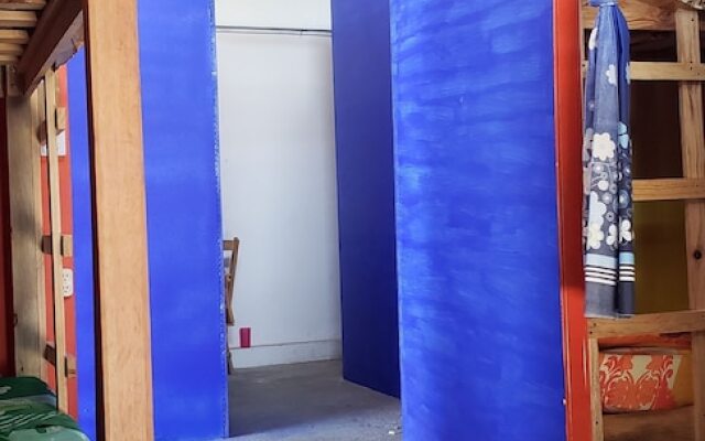 Surfing Hostal - Hostel