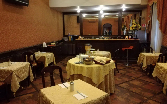 Отель Smart Station