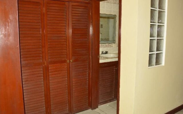 Hotel Suites Don Juan