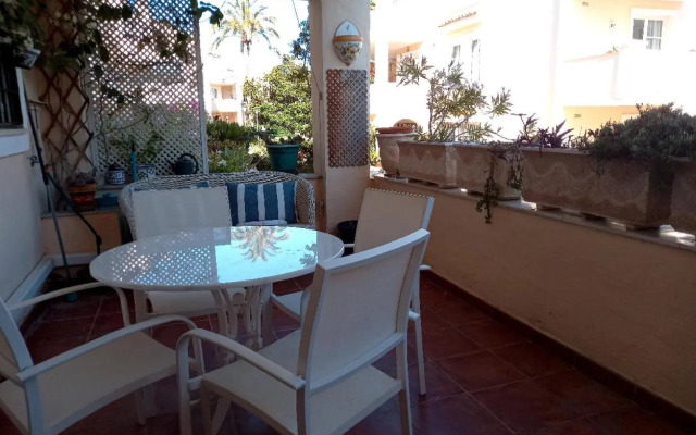 Apartment near Puerto Banus