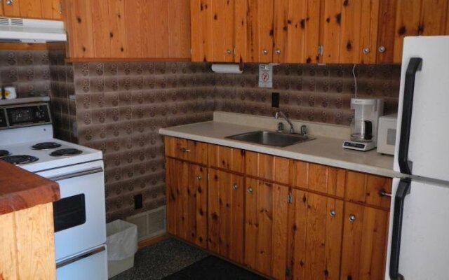 H & H Restaurant and Resort