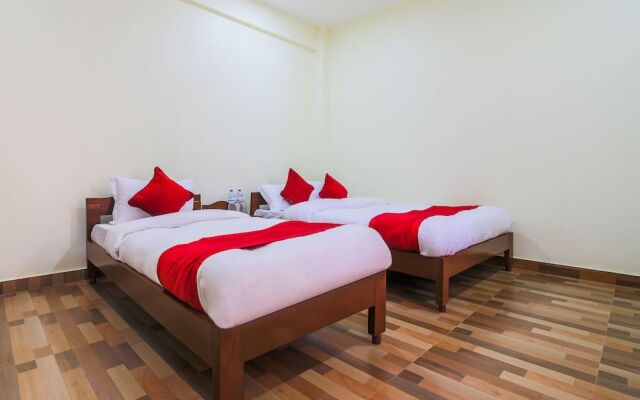Oyo 382 Hotel Dela Mount