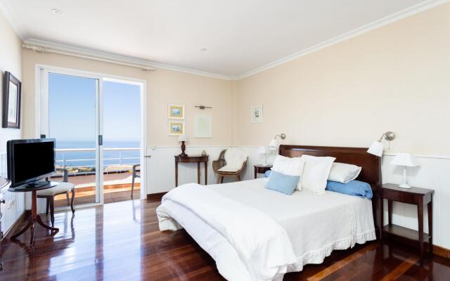 Home2Book Stunning Villa Raquel, Pool & View