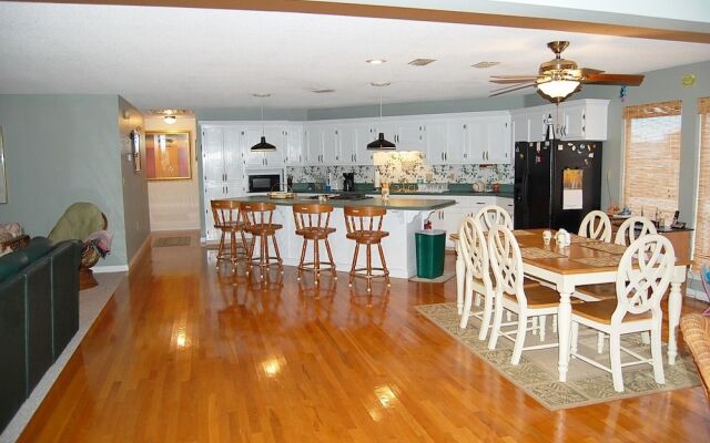 Bingham's Bayside home