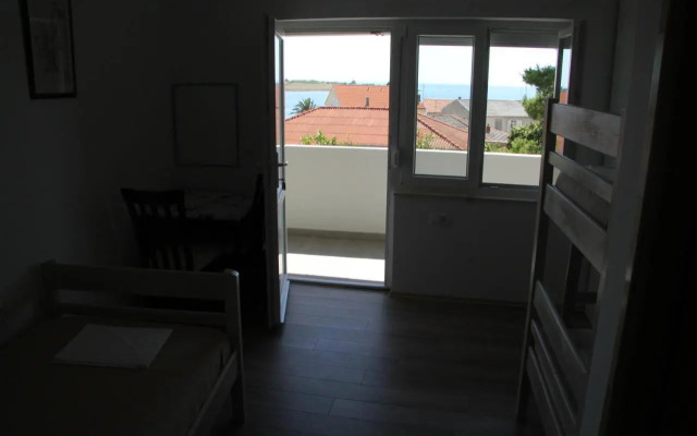 Novalja Inn 2