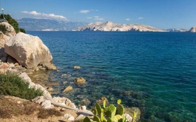 Guest House Villa Baska