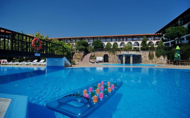 MONASTERY Apart Complex