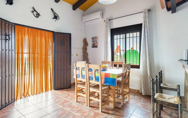 Quaint Holiday Home in Sevilla With Swimming Pool