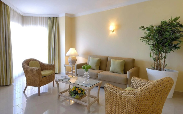 Oliva Nova Beach & Golf Hotel