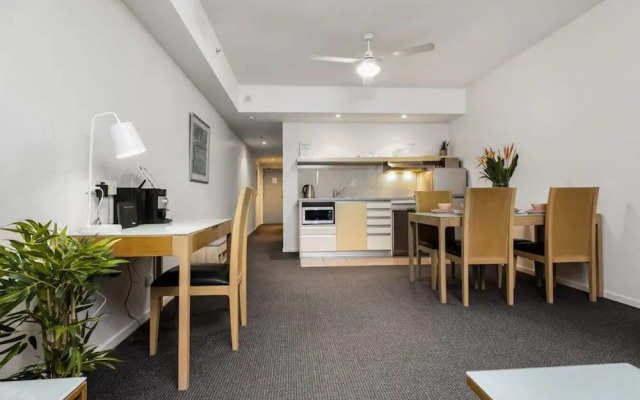 ZEN CITY & SEA - Executive 1BR Suite
