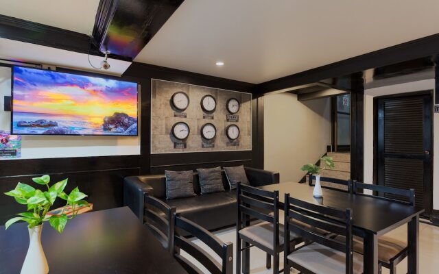 SOHO Rooms Patong