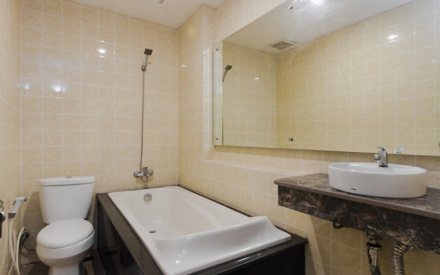 RedDoorz Plus @ Boulevard Panakkukang