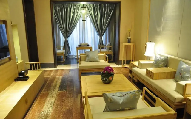 Huaqing Palace Resort & Spa
