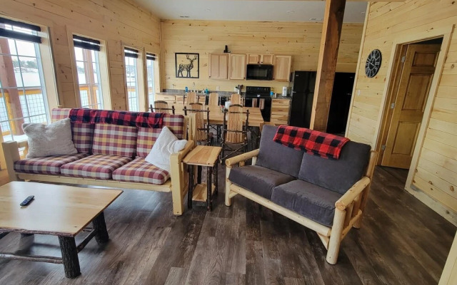 Keweenaw Waters Resort