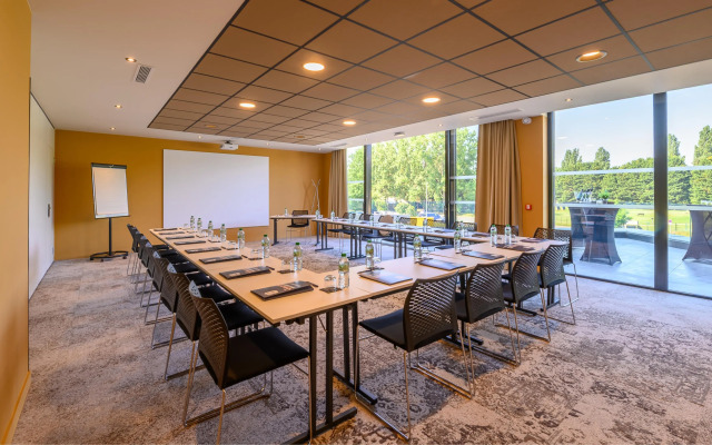 Kyriad Prestige Compiègne Hotel & Spa