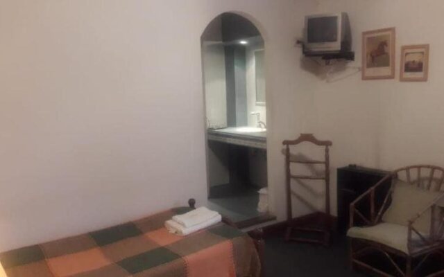 Caseros 44 Bed and Breakfast