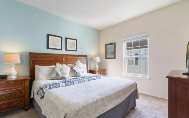 Amazing 4bdr House in Disney 20104