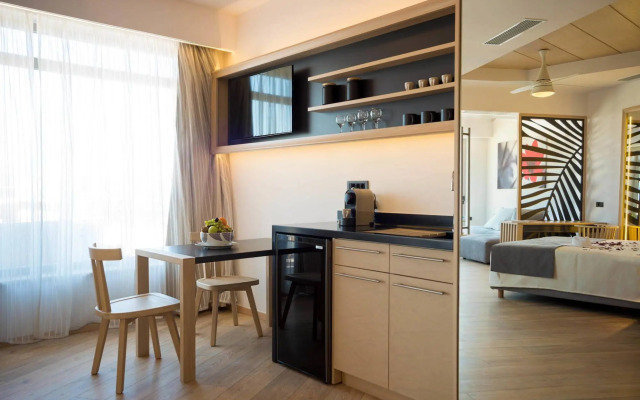 Oscar Suites & Village