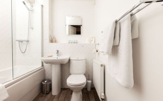 Duloch Apartments KW