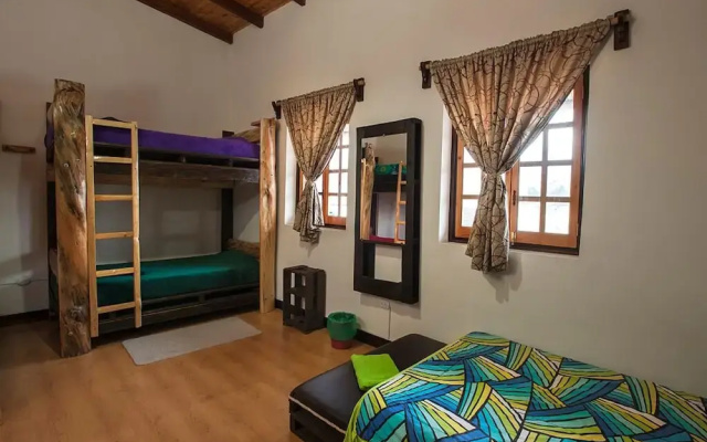 Casa Hospedaje La Bohemia - Hostel