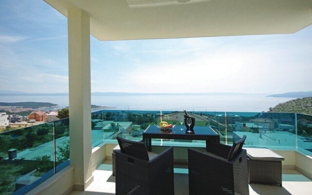 Lux Apartments