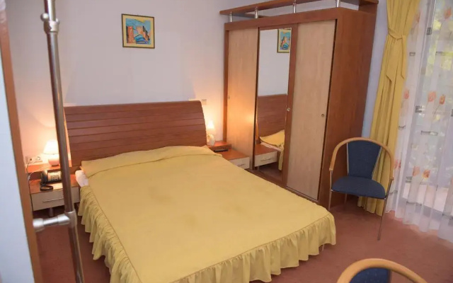 Pension Condor