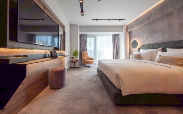 . Hotel SIMONA HALEP