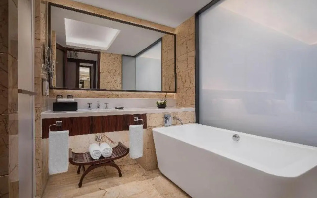 HUALUXE Leshan by IHG