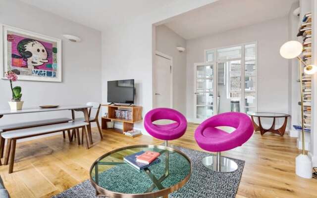 Modern & Chic 2bed Hampstead Duplex 1 min to Tube