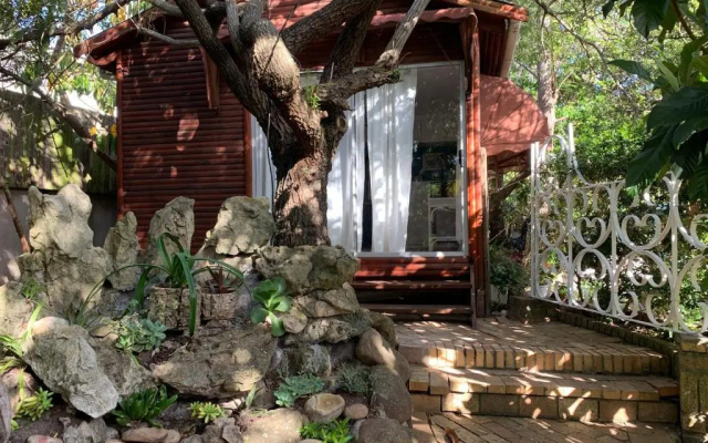 The Little Hideaway