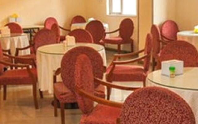 Hanting Express Shenzhen Huaqiang Bei