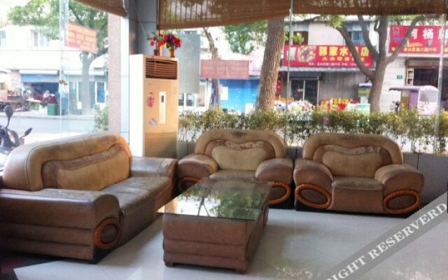 Junyi Chain Hotel (Shanghai Xuefu Road Jinshanwei)