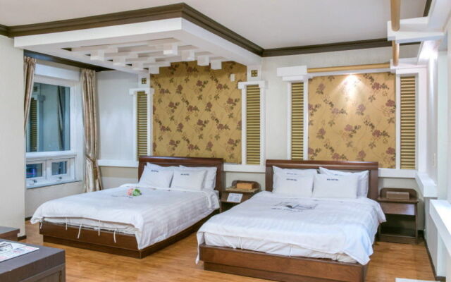 Xi Motel