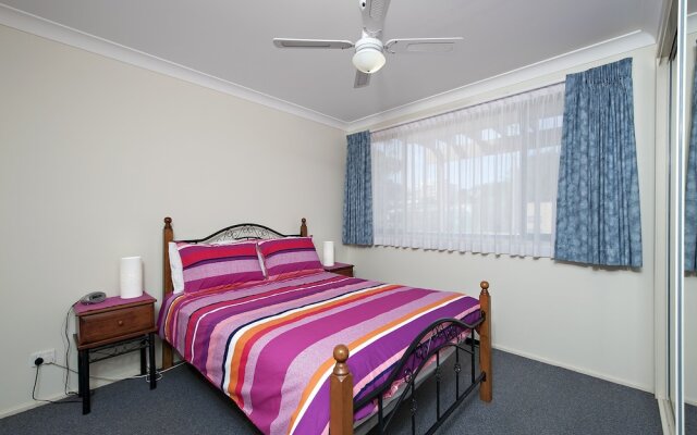 The Breakers, 16B Government Road