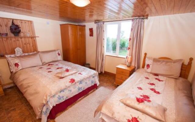 Beezies Self Catering Cottages