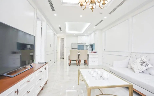 Luxe Paradise Residence 79 Nguyen Du