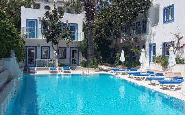 Erta Soyak Beach Otel
