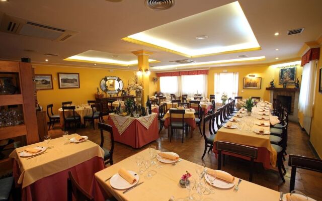 Hotel Restaurante El Pentágono