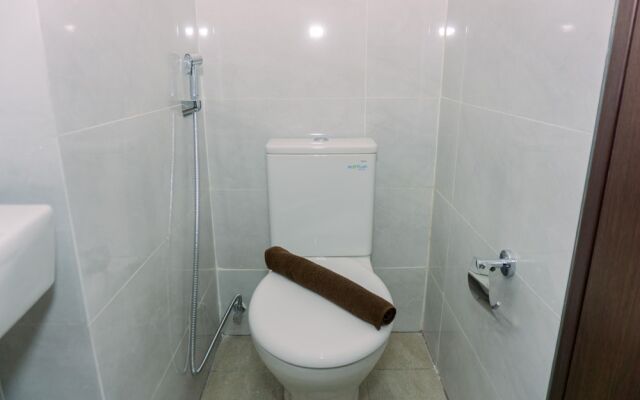 Good Deal And Homey Studio Pacific Garden Apartment