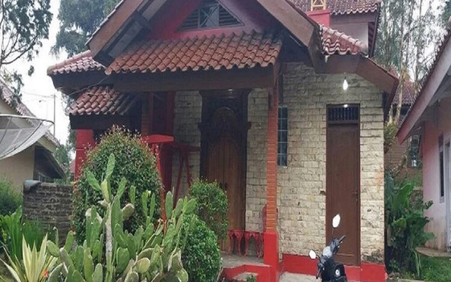 Villa Kota Bunga Sakura