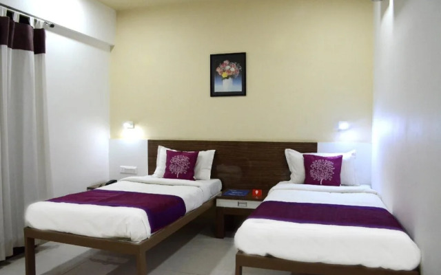 Hotel Grand Ashwin Executive